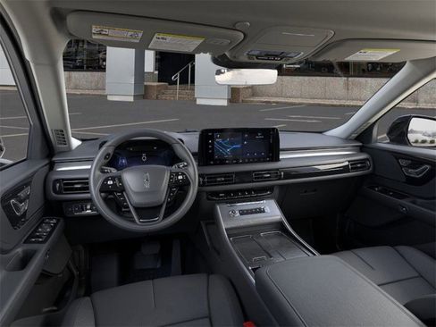 New 2026 Lincoln Aviator Premiere image 9