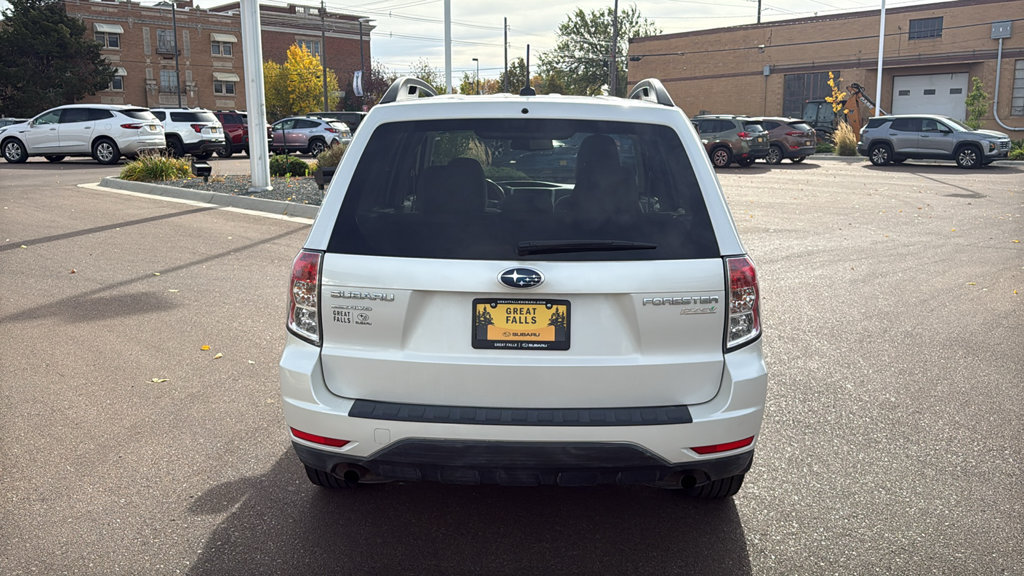Used 2013 Subaru Forester 2.5X Premium AWD/4WD image 6