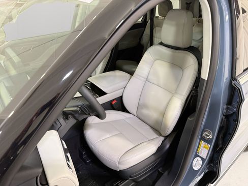 New 2026 Lincoln Aviator 2WD image 10