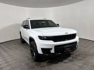 Used 2023 Jeep Grand Cherokee L Laredo AWD/4WD video 1