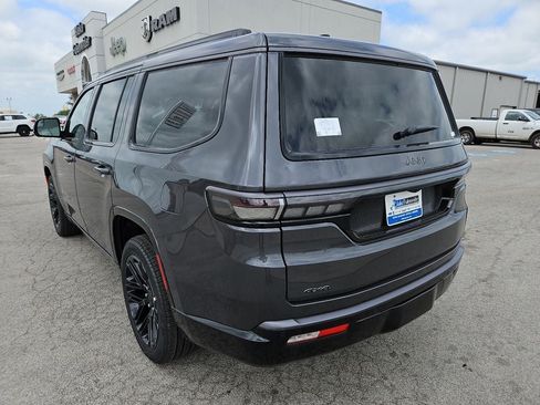New 2026 Jeep Grand Wagoneer Limited AWD/4WD image 5