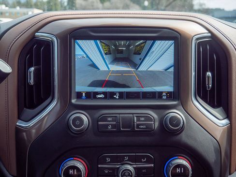 Used 2022 Chevrolet Silverado 1500 High Country image 8