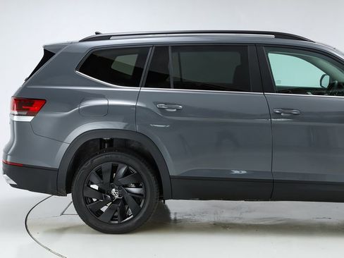 New 2026 Volkswagen Atlas SE image 11