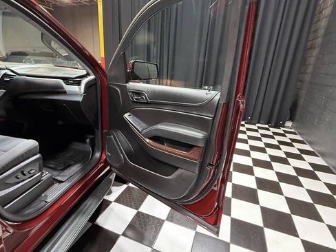 Used 2018 GMC Yukon SLE w/ HD Trailering Package image 33