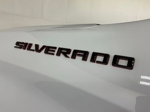 Used 2023 Chevrolet Silverado 1500 RST w/ Redline Edition AWD/4WD image 42