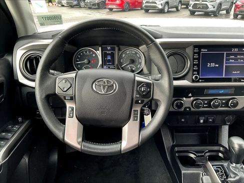 Used 2022 Toyota Tacoma SR5 image 17