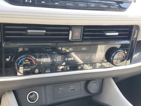 Used 2023 Nissan Rogue SL w/ SL Premium Package AWD/4WD image 32