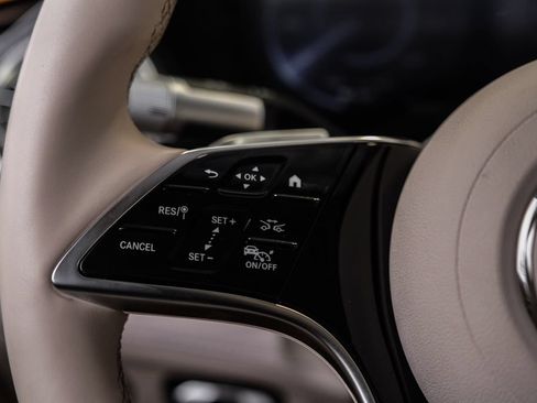 Used 2023 Mercedes-Benz EQS 580 4MATIC Sedan image 14