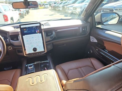 Certified 2024 Ford Expedition Max King Ranch image 24