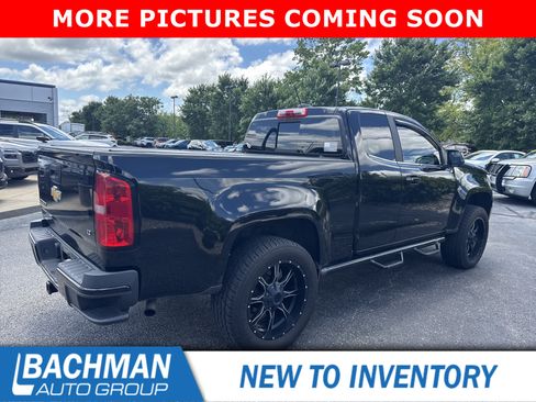 Used 2016 Chevrolet Colorado LT w/ LT Convenience Package AWD/4WD image 3