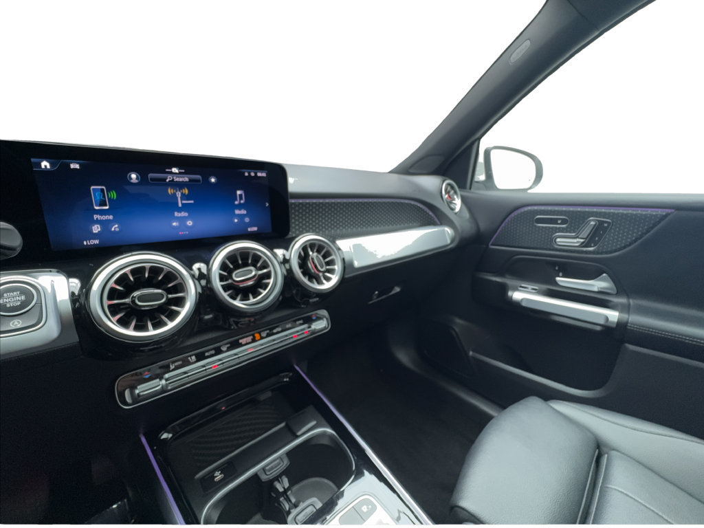 Used 2025 Mercedes-Benz GLB 250 4MATIC image 40