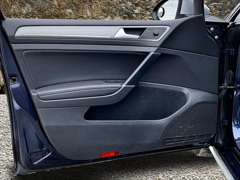 Used 2017 Volkswagen Golf Alltrack SEL image 21