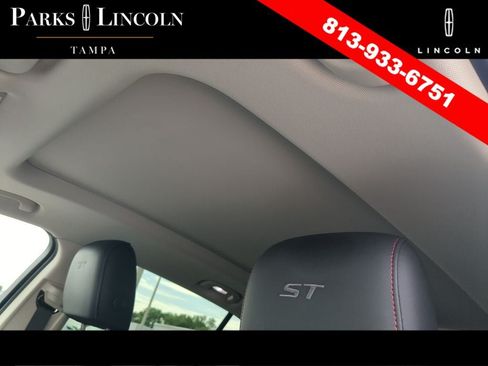 Used 2022 Buick Envision Essence w/ Technology Package II AWD/4WD image 20