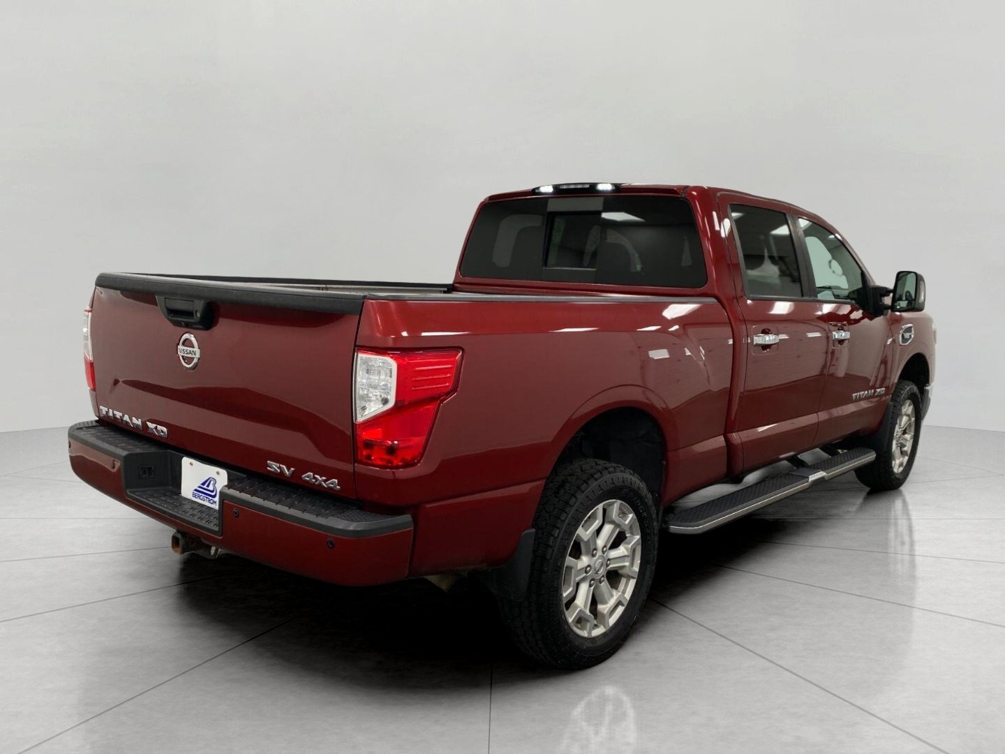 Used 2019 Nissan Titan SV AWD/4WD image 4