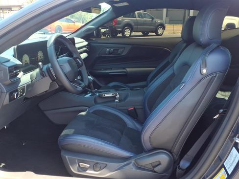 Used 2025 Ford Mustang Dark Horse w/ Dark Horse Handlin Package RWD image 10