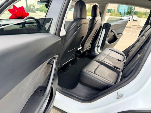 Used 2022 Tesla Model Y Performance AWD/4WD image 20