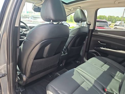 Used 2024 Hyundai Tucson Limited FWD image 14