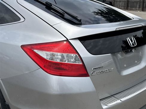 Used 2010 Honda Crosstour EX-L image 18