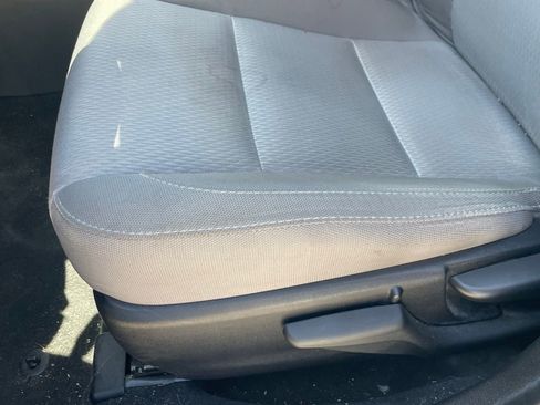 Used 2016 Toyota Corolla LE image 5