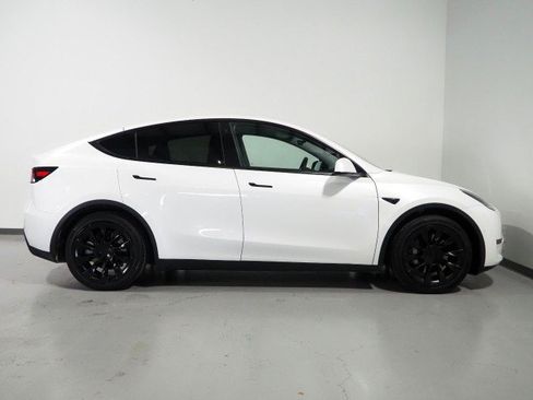Used 2020 Tesla Model Y Long Range AWD/4WD image 6