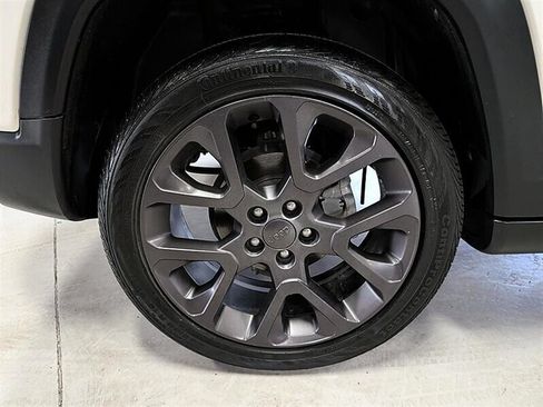 Used 2019 Jeep Compass High Altitude AWD/4WD image 13