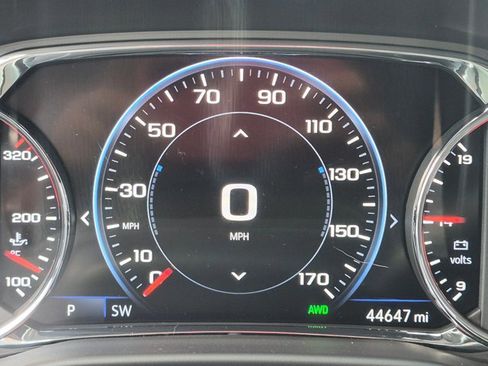 Used 2023 GMC Acadia AT4 w/ Technology Package image 11