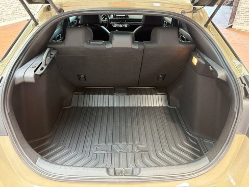 Used 2025 Honda Civic Sport image 13