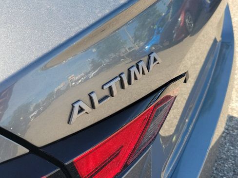 Certified 2024 Nissan Altima 2.5 SR FWD image 6