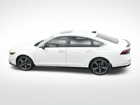 Used 2024 Honda Accord Sport image 19