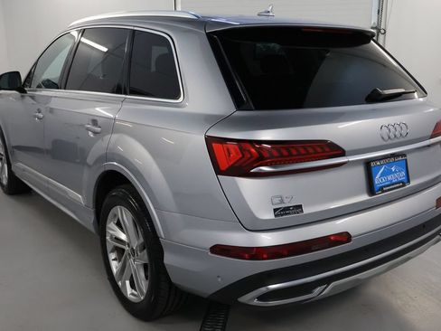 Used 2022 Audi Q7 3.0T Premium Plus w/ Premium Plus Package AWD/4WD image 5
