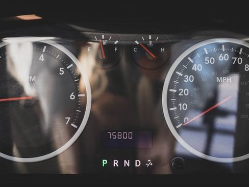 Used 2011 RAM 1500 Tradesman image 2