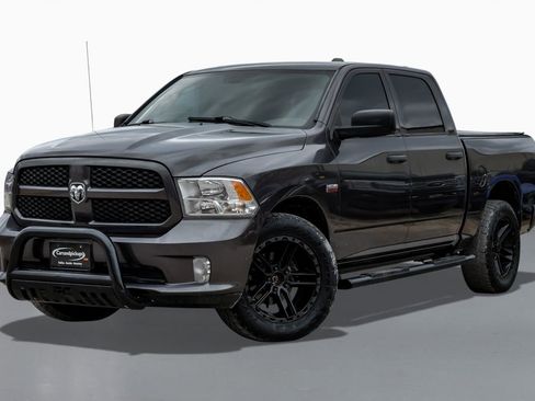 Used 2014 RAM 1500 Express image 4
