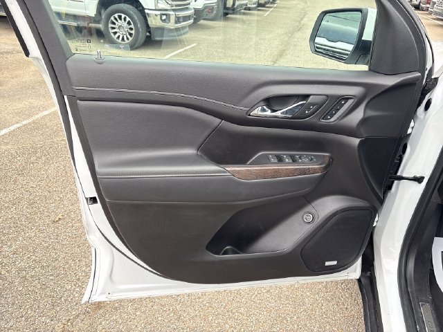 Used 2023 GMC Acadia Denali AWD/4WD image 7
