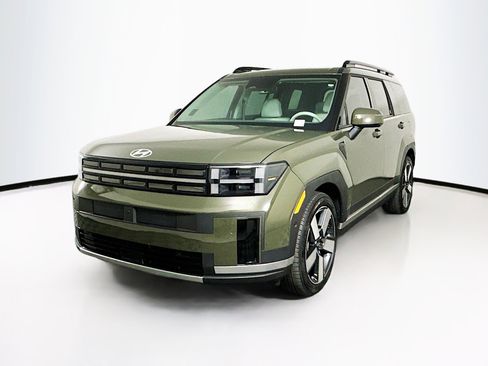 Used 2024 Hyundai Santa Fe Limited image 3