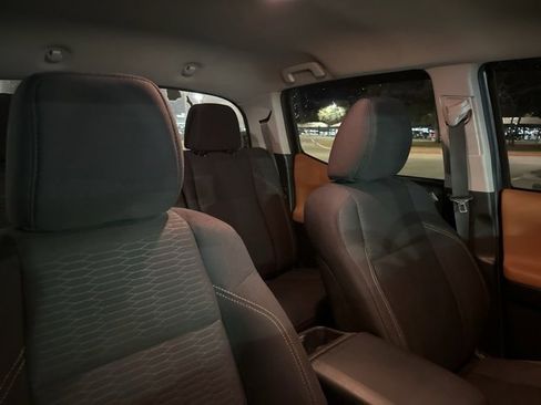 Used 2019 Toyota Tacoma SR5 image 19