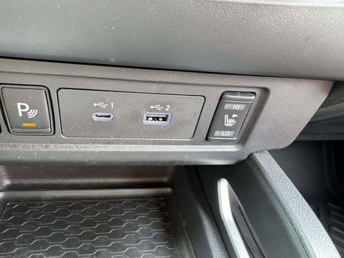 Used 2023 Nissan Frontier SV w/ SV Convenience Package AWD/4WD image 37