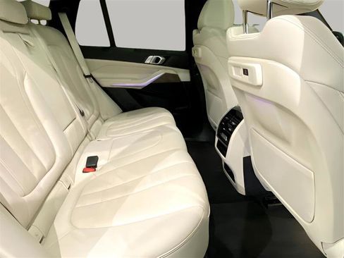 Used 2019 BMW X5 xDrive40i w/ Premium Package 2 image 16