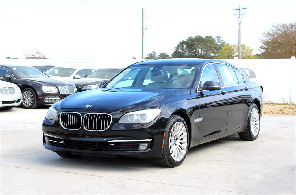 Used 2014 BMW 740Li RWD image 3