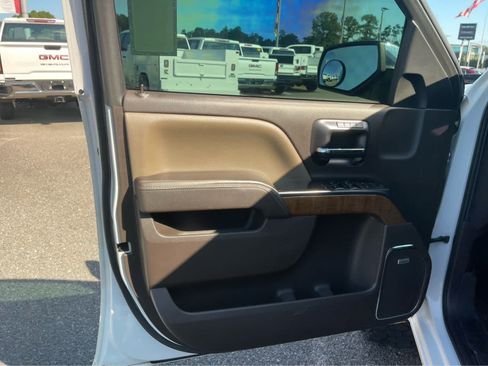 Used 2016 GMC Sierra 1500 SLT w/ SLT Premium Package AWD/4WD image 13