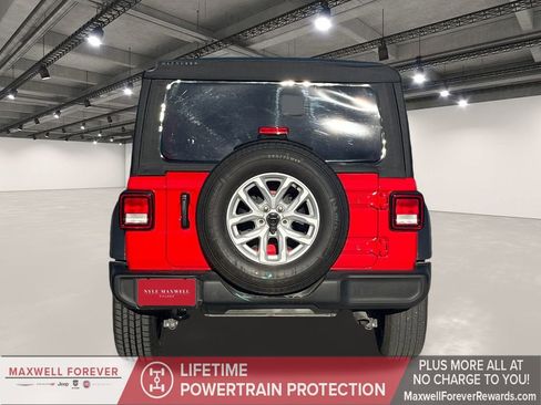 Used 2023 Jeep Wrangler Sport S image 15