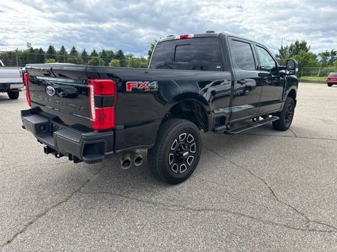 Used 2024 Ford F250 Lariat w/ Lariat Ultimate Package AWD/4WD image 8