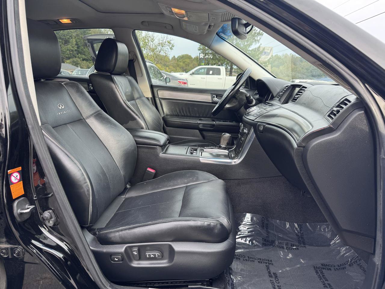 Used 2009 INFINITI M35 w/ Technology Pkg RWD image 14