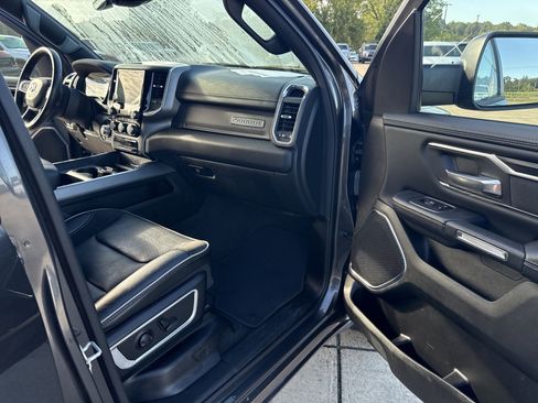 Used 2024 RAM 1500 Laramie image 29