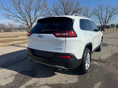 Used 2015 Jeep Cherokee Limited image 11