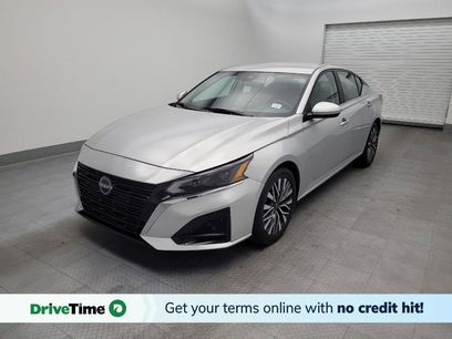 Used 2023 Nissan Altima 2.5 SV