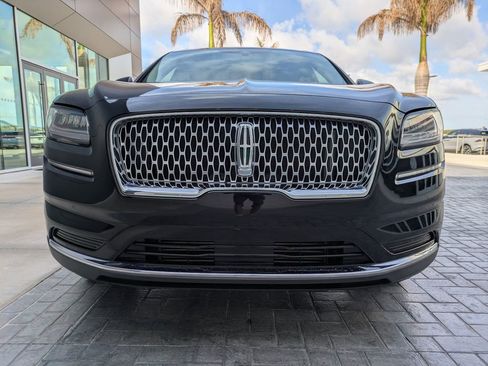 Used 2022 Lincoln Nautilus AWD w/ Premium Package image 10