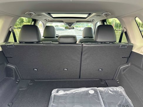 New 2026 Nissan Rogue Platinum w/ Platinum Premium Package AWD/4WD image 16