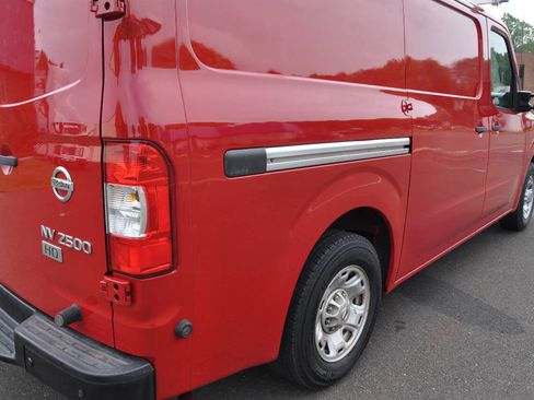 Used 2015 Nissan NV 2500 SV w/ Technology Package image 9