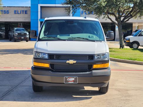 New 2025 Chevrolet Express 2500 w/ Driver Convenience Package image 9