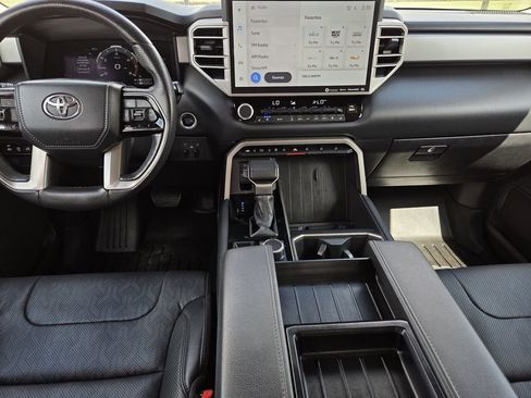 Used 2024 Toyota Tundra Limited AWD/4WD image 8
